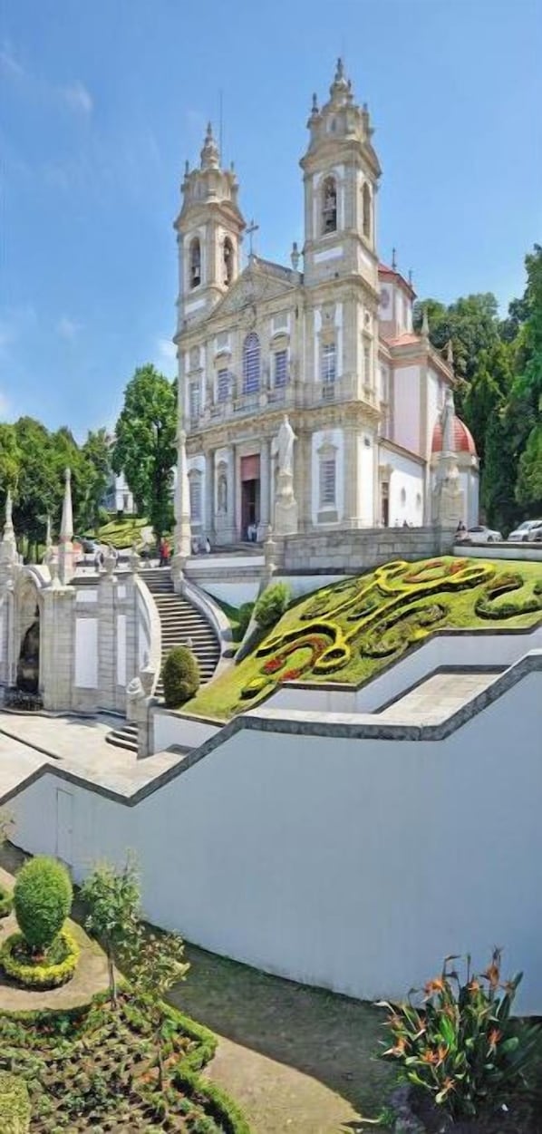 Unclassified image, 1 of 11, button - Vrbo Property (Braga)