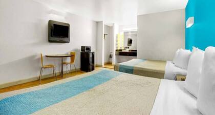 Motel 6 Anderson 2 KING BEDS | NSMK