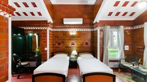 Room - Kairali - The Ayurvedic Healing Village (Palakkad)
