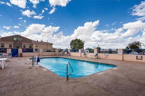 Holiday Home Swimming Pool