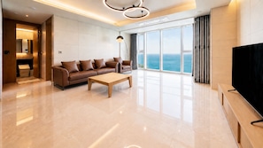 Living area - LCT Residence the Drayton (Busan)