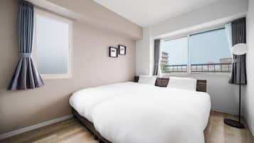 Apartment | Iron/ironing board, WiFi (free), bed sheets