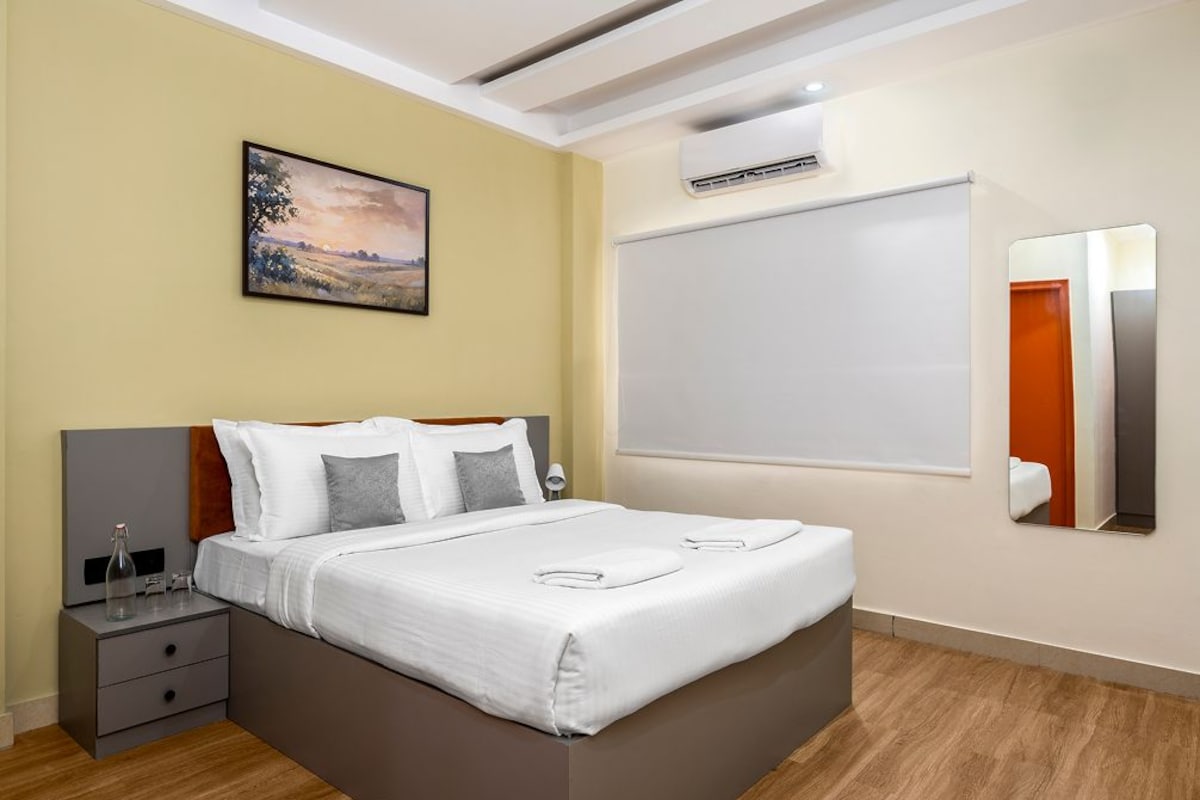 Habitación Deluxe doble, vistas a la ciudad | Escritorio, espacio para trabajar con un portátil, wifi gratis