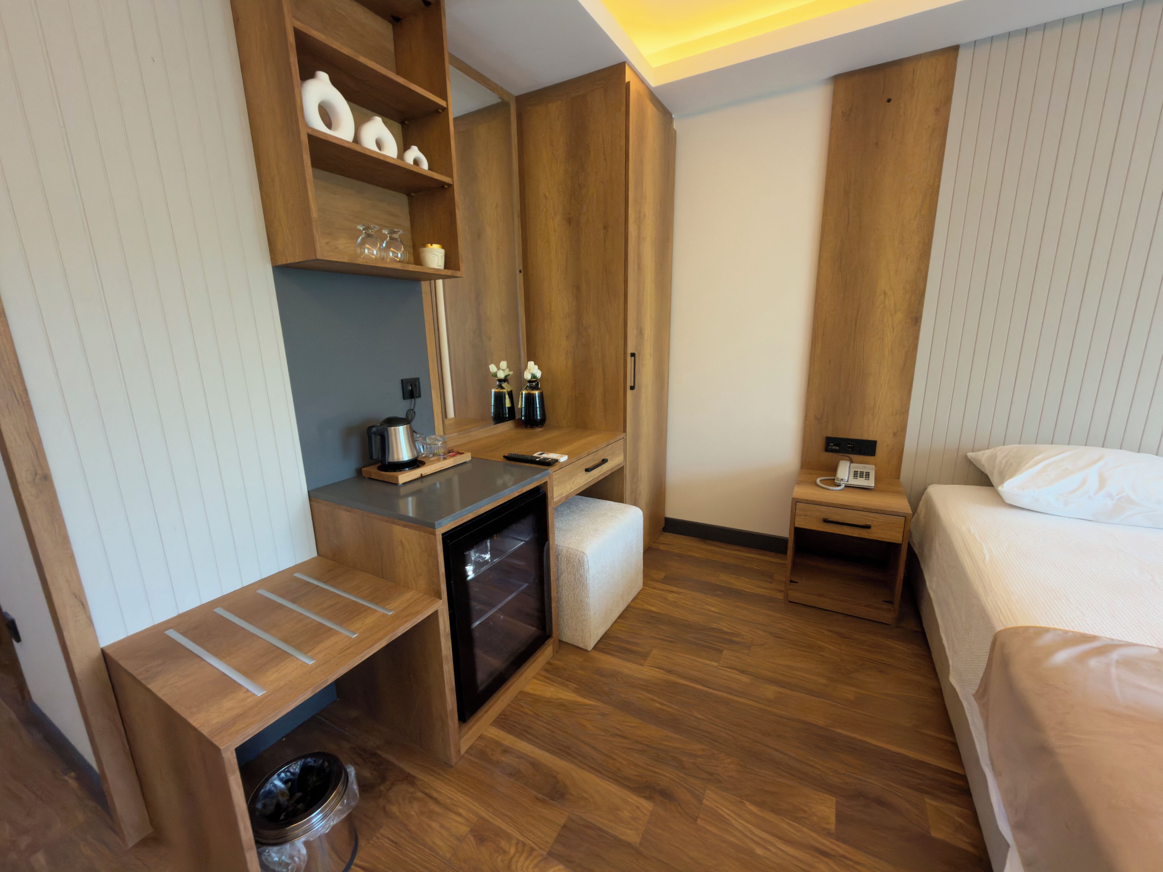 Comfort Double Room, Mountain View | Desk, laptop workspace, WiFi (free)