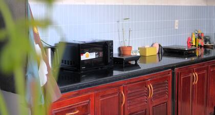 Cozy Green Homestay in Central Quy Nhon, 600m to Beach, Free Bikes, Pet-Friendly