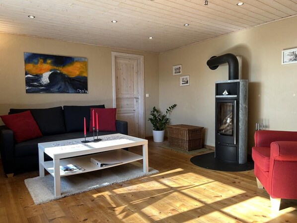 Unclassified image, 1 of 10, button - Vrbo Property (Schaalby)