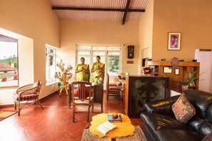 Lobby - Teanest Nature Resorts, Coonoor (Coonoor)