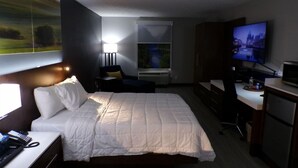 Room - Luxor Inn & Suites (Elkins)