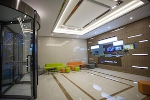 Lobby - Greentree Inn Taizhou Golden Eagle Shopping Center Dongfeng Road Express Hotel (Taizhou)