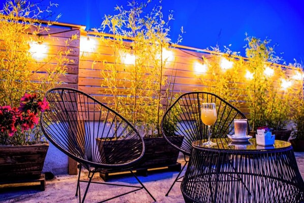 Outdoor dining - Hotel Romance Morelia (Morelia)