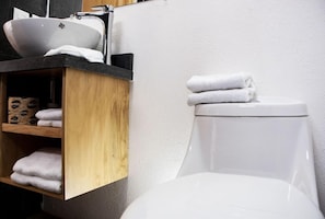 Bathroom - Hotel Romance Morelia (Morelia)
