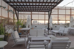 Outdoor dining - Numa Hotel Jaffa (Tel Aviv)