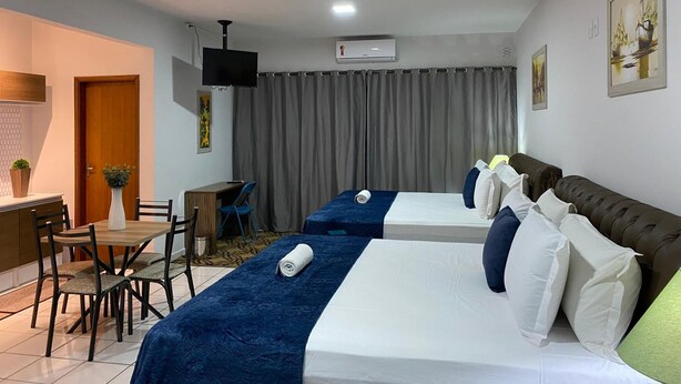 Ảnh chưa phân loại, 1 trong số 18 ảnh, nút