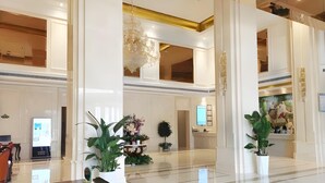 Ảnh chưa phân loại, 4 trong số 23 ảnh, nút