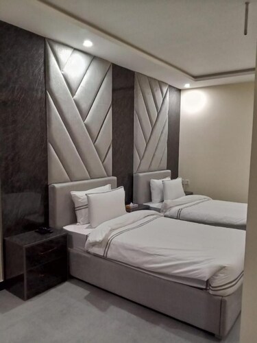 Legend Hotel Kalam