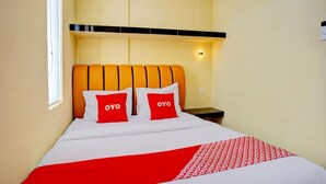 Unclassified image, 5 of 28, button - Super OYO 93930 The Sunny Inn (Medan)