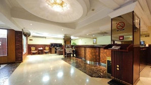 Lobby - Click Grand Hotel LLC (Dubai)