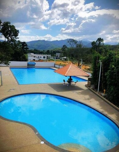 Lilla Summer Retreats