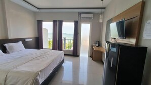 Unclassified image, 3 of 19, button - Bandengan Beach Hotel (Jepara)