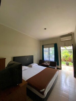 Room - Hotel SM Cibitung (Cikarang)
