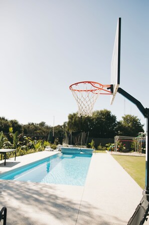 Pool - Spacious, family friendly, huge pool and playground (Moonta)
