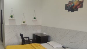 Unclassified image, 4 of 6, button - Hotel Parakh Rooms And Banquet (Raipur)