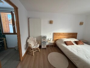 Room - Vrbo Property (Montgenèvre)