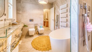 Departamento, balcón | Baño