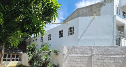 Casa Mallorca Spacious Family Retreat in Cartagena de Indias