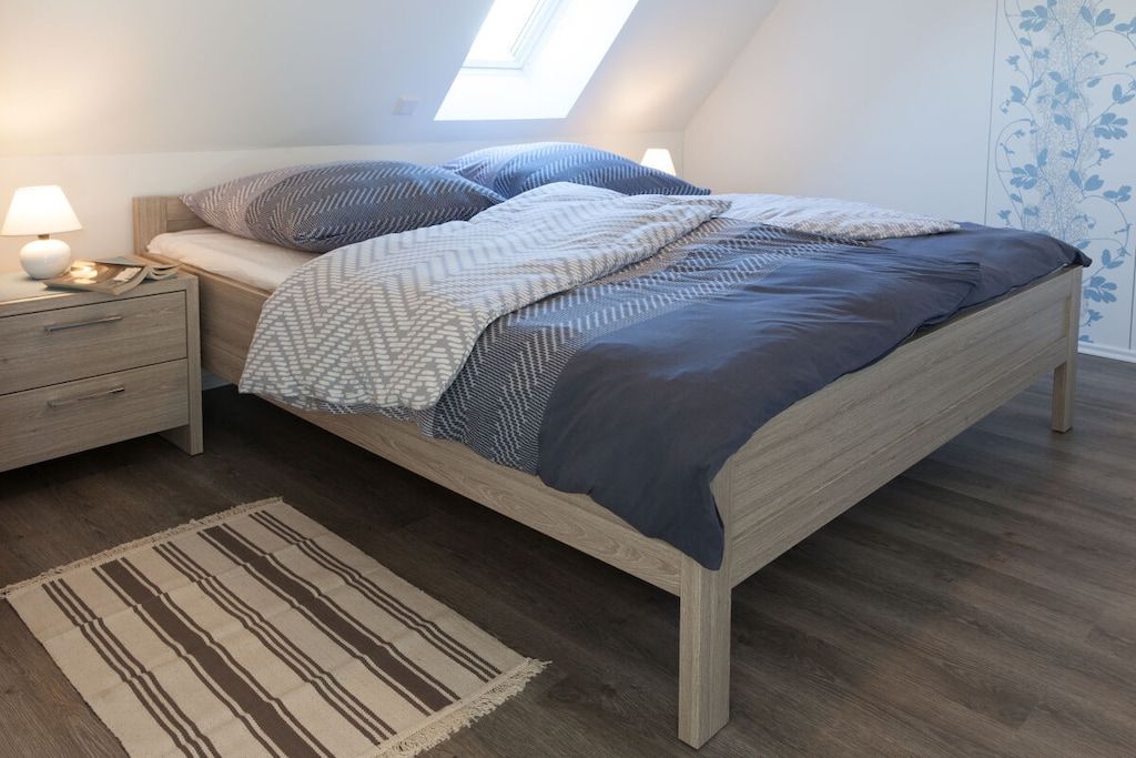 Iron/ironing board, WiFi (free)