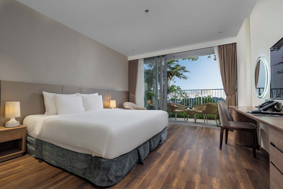Deluxe Double or Twin Room, Ocean View | Beach/ocean view