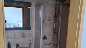 Unclassified image, 3 of 7, button - Vrbo Property (Schönau an der Brend)