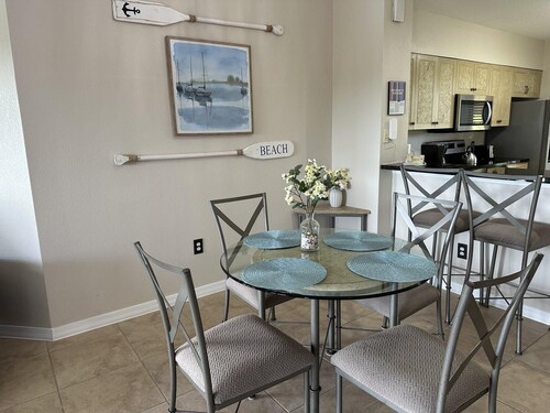 3503 Spacious 2/2 Resort Condo Near Disney