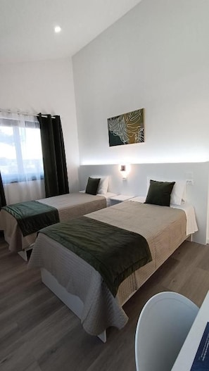 Room - CiTY CENTER (Madalena, Ilha do Pico)