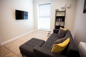 Living area - A comfortable one-bedroomed apartment in Larchfield House (Darlington)