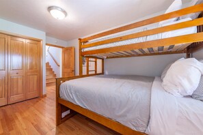 Room - Feather Ridge 2 Bedroom Condo (Truckee)