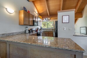 Private kitchen - Rocky Point 3 Bedroom Townhouse (Truckee)