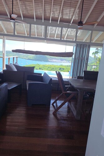 Luxury Grenada Villa Sea Views & Private Deck 3 Bedroom Apts