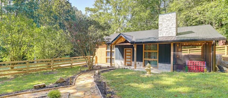 House (2 Bedrooms) | Front of property