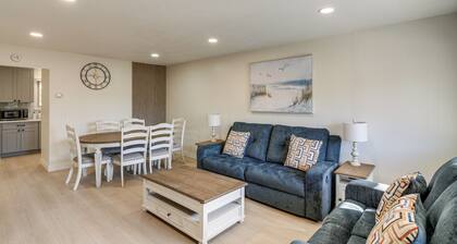 1 Mi to Beach! Walkable Extended Base in Monterey