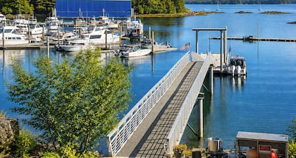 Ketchikan Beach Retreat Dock On-site