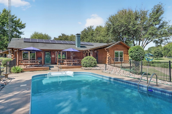 House (3 Bedrooms) | Front of property