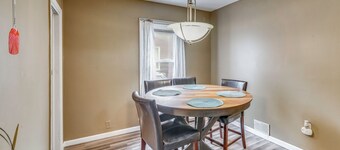 Pet-friendly Roseville Winter Rental Near Detroit