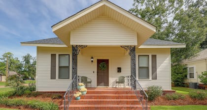 Peaceful Rayville Retreat, Day Trip to Monroe!