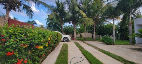 Villa La Escapada - Private Caribbean Oasis Near Juan Dolio Beach