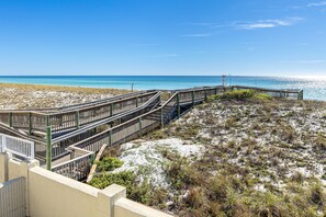 Inlet Reef 2024-42 - Stunning Inlet Reef 615 w/private top floor balcony (Destin)