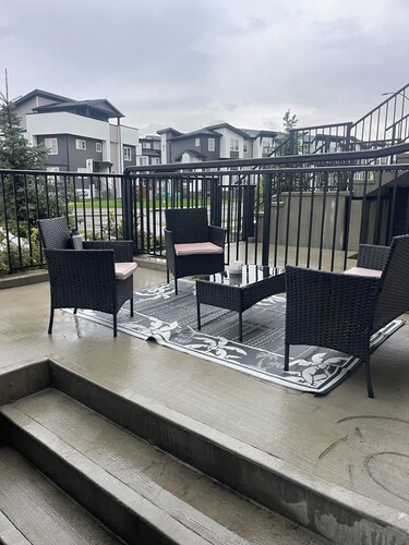 Adorable 1-bedroom condo in beautiful Calgary perfect for your stay