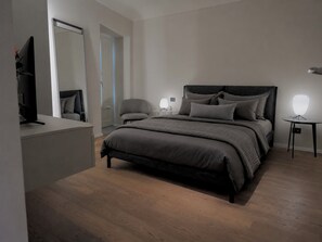 Unclassified image, 2 of 28, button - Vrbo Property (Siracusa)