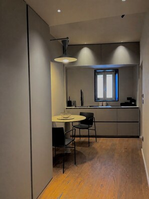 Unclassified image, 3 of 28, button - Vrbo Property (Siracusa)