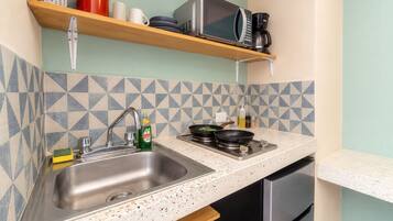 Basic Apartment | Private kitchen
